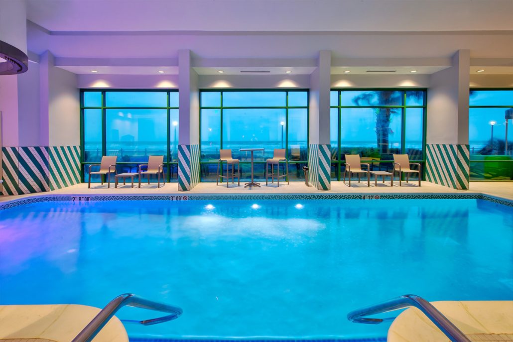 hivbo-gallery-indoor-pool-1030x687